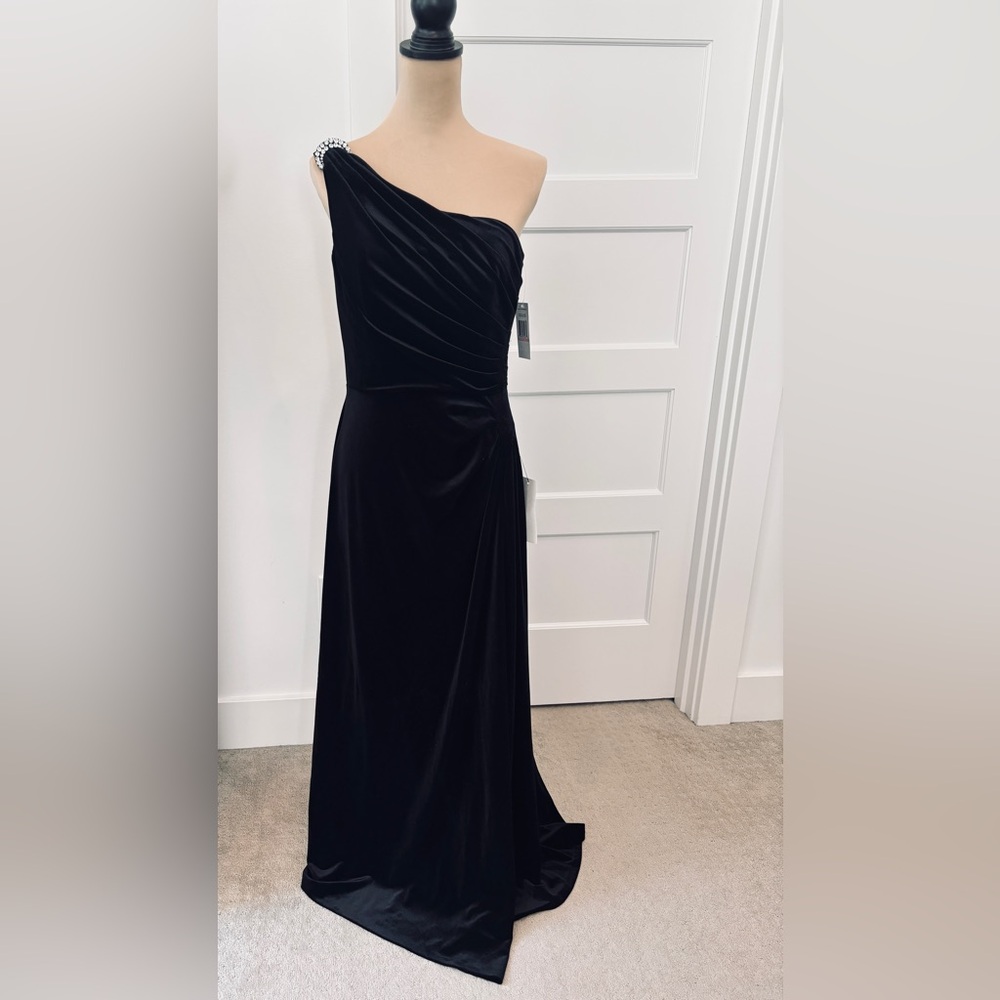 Alex Evenings One Shoulder Gown Black Dress New with Tags Size 10 NWT